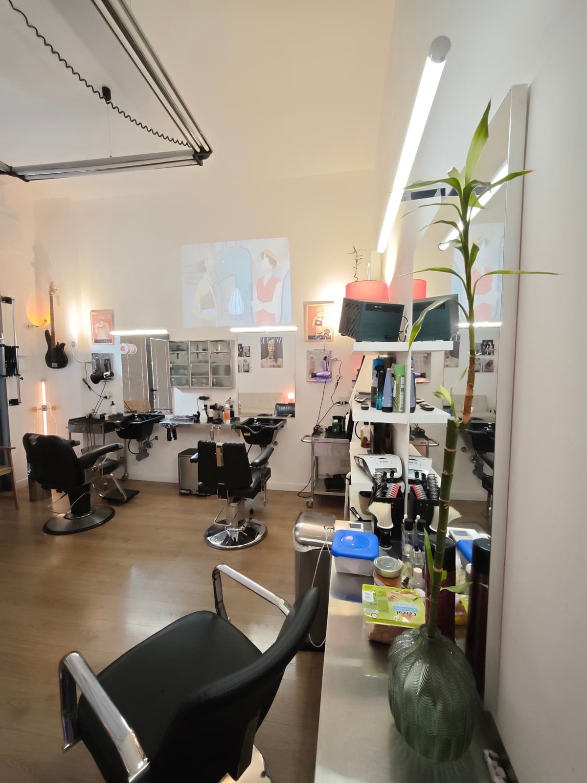 Le postazioni — MADDY Barber Room